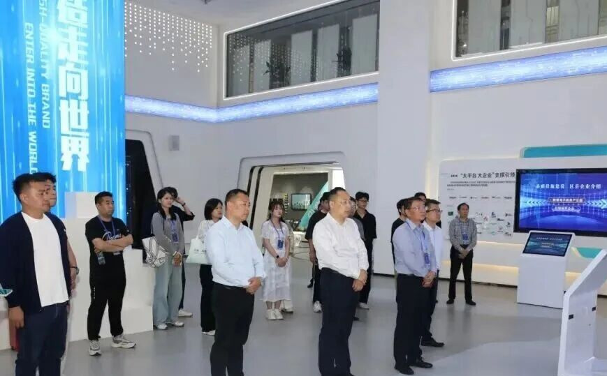 【向心而行】埃森特集团 2025 年度大事纪